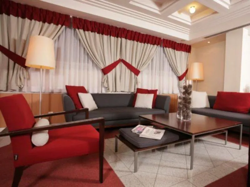 Hotel Le Richemont Paris